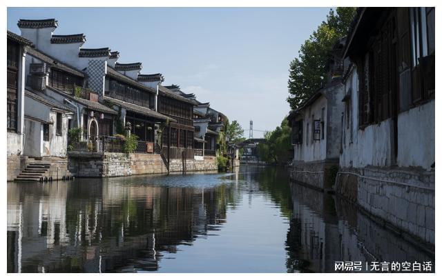 河南洛阳：非遗中医药进校园 传承国粹助成长